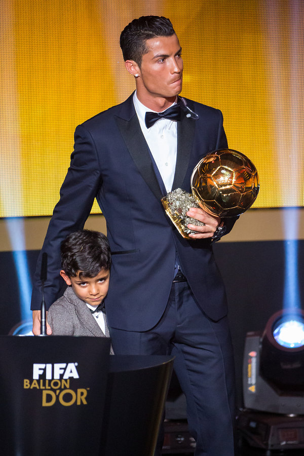 cristiano-ronaldo-cristiano-ronaldo-junior-real-madryt-394182-GALLERY600-dec7ced