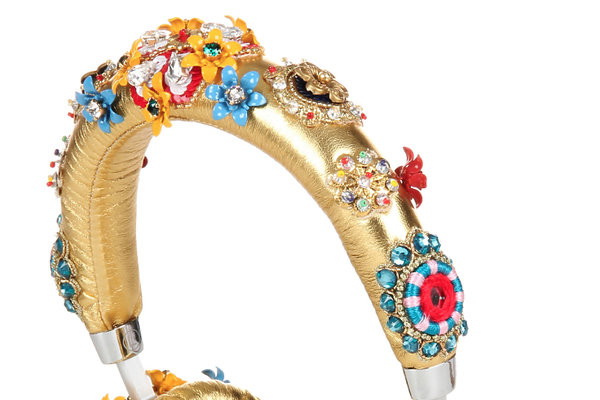 Linia dodatków Dolce & Gabbana zaprojektowana dla sklepu internetowego mytheresa