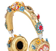 Linia dodatków Dolce & Gabbana zaprojektowana dla sklepu internetowego mytheresa