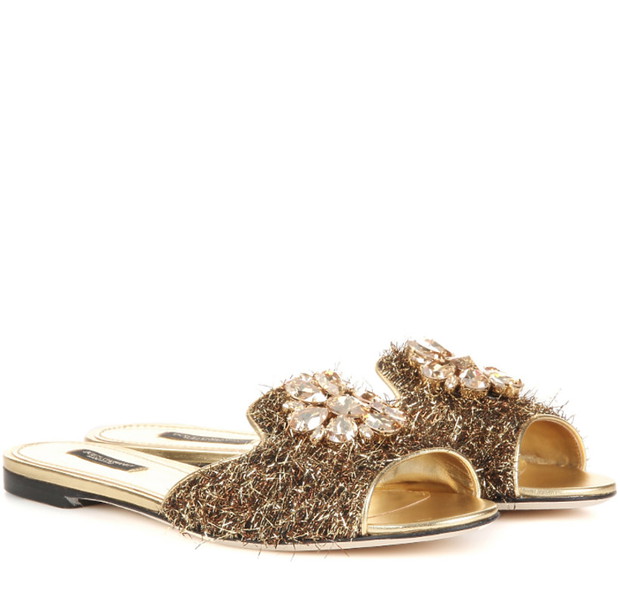 linia-dodatkow-dolce-gabbana-zaprojektowana-dla-sklepu-internetowego-mytheresacom-394206-GALLERYBIG-4d8feac