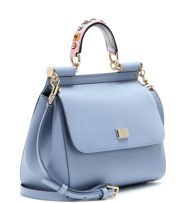 linia-dodatkow-dolce-gabbana-zaprojektowana-dla-sklepu-internetowego-mytheresacom-394210-GALLERY600-1f48d3d
