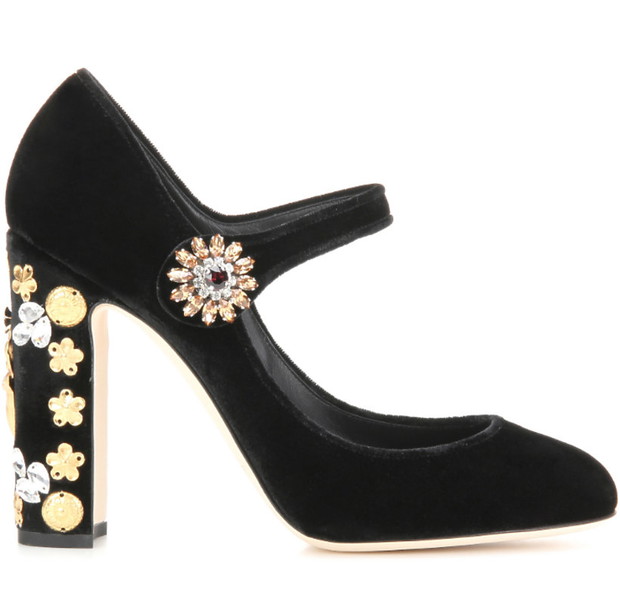 linia-dodatkow-dolce-gabbana-zaprojektowana-dla-sklepu-internetowego-mytheresacom-394216-GALLERYBIG-4576ed2