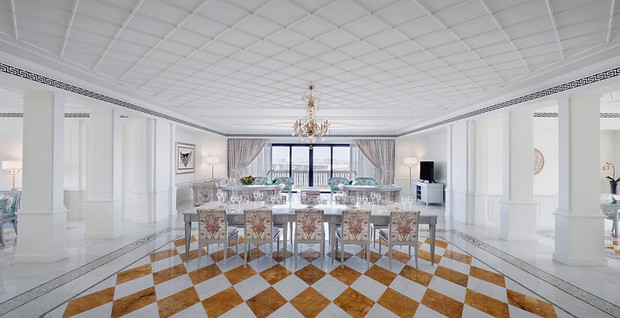 palazzo-versace-w-dubaju-394521-GALLERYBIG-2bdf47e
