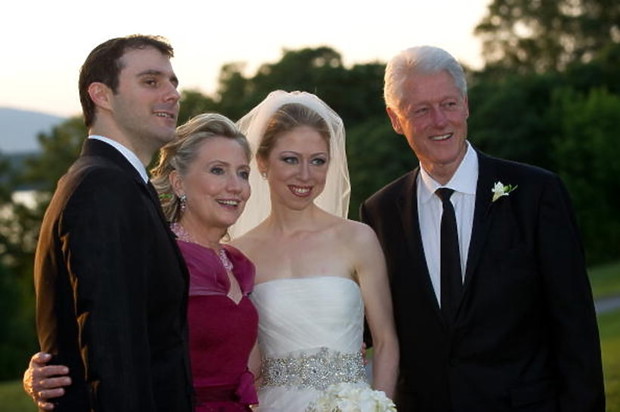 najpiekniejsze-sluby-gwiazd-chelsea-clinton-395282-GALLERYBIG-9957c8e