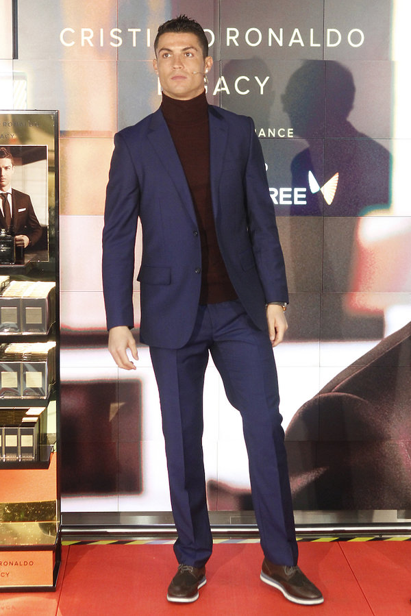 styl-cristiano-ronaldo-395400-GALLERY600-1397ab5