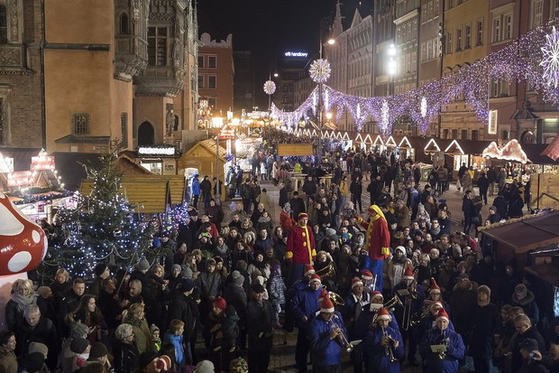wroclaw-iluminacja-swiateczna-395330-GALLERYBIG-e65dfa2