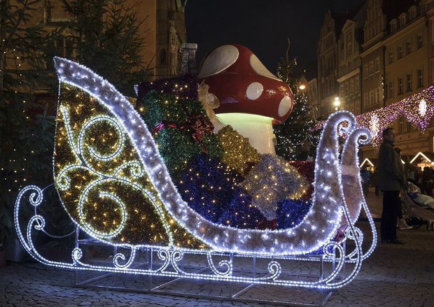 wroclaw-iluminacja-swiateczna-395331-GALLERYBIG-dff04b6