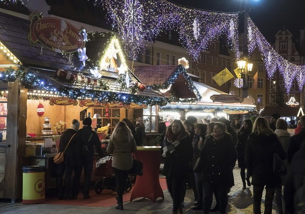 wroclaw-iluminacja-swiateczna-395334-GALLERYBIG-aad66dd