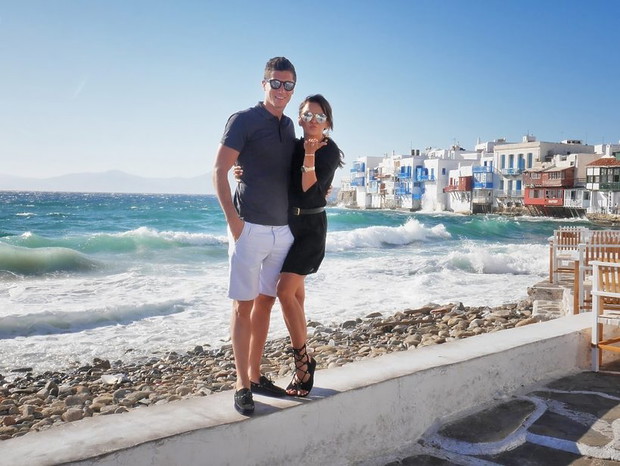 anna-i-robert-lewandowscy-396482-GALLERYBIG-57146ad