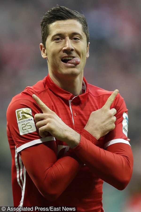 robert-lewandowski-cieszy-sie-z-gola-397304-GALLERY600-4f6b303