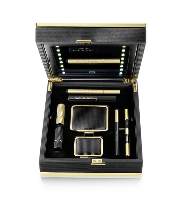 box-z-osmioma-produktami-victoria-beckham-x-este-lauder-397623-GALLERY600-a344b47