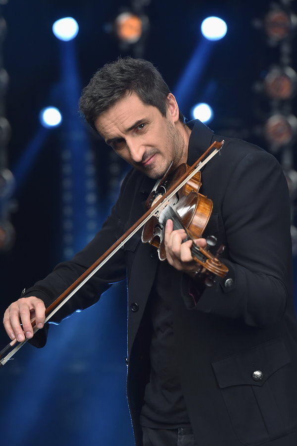 sebastian-karpiel-bulecka-sylwester-z-tvp-telewizja-polska-400492-GALLERY600-9c6ab67