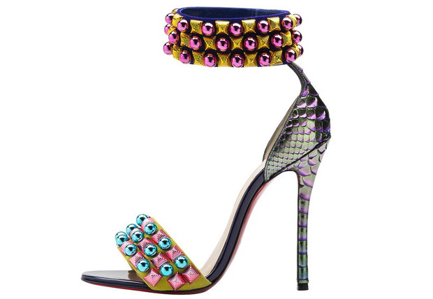 buty-marki-christian-louboutin-400977-GALLERYBIG-c21a324