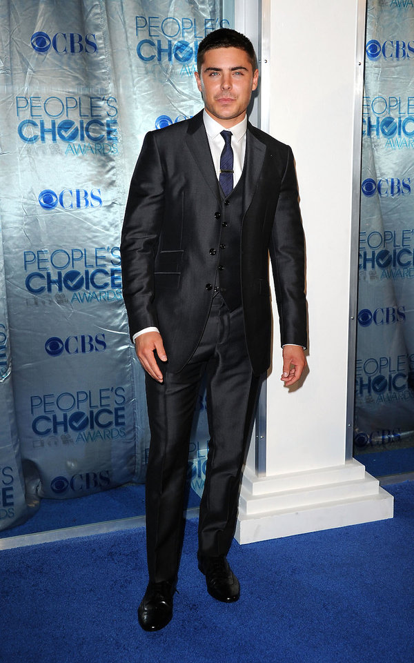 zac-efron-401483-GALLERY600-1e4da53