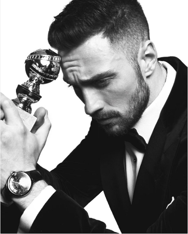aaron-taylor-johnson-zlote-globy-2017-403692-GALLERY600-1cb2762