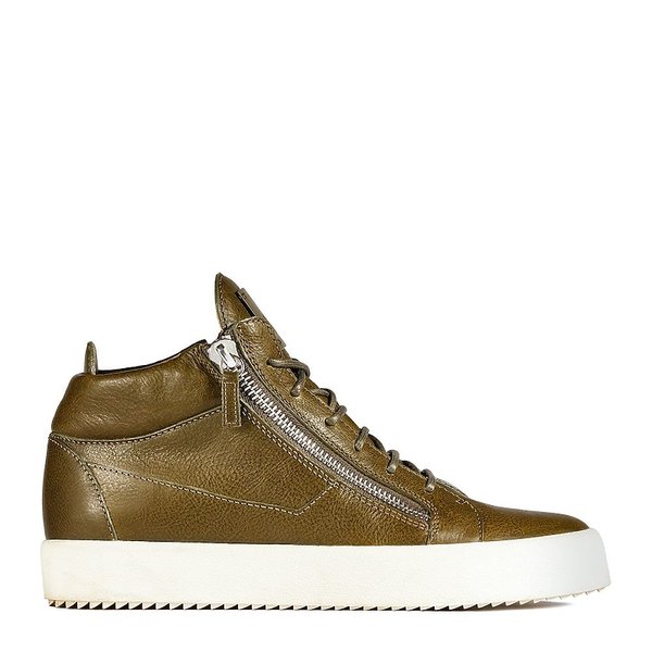 zayn-malik-zaprojektowal-kolekcje-butow-dla-giuseppe-zanotti-403821-GALLERY600-900a002