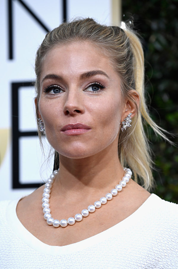 sienna-miller-403926-GALLERY600-cbac67f