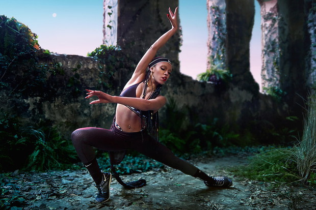 wokalistka-fka-twigs-w-kampanii-nike-405185-GALLERYBIG-a6acb87