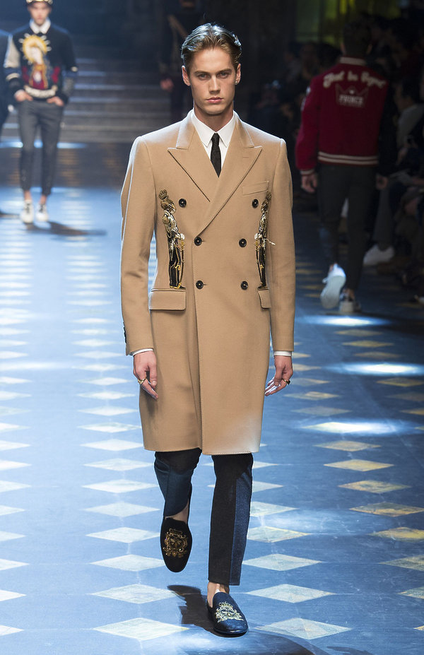 pokaz-dolcegabbana-meskiej-kolekcji-na-jesien-2017-405599-GALLERY600-566fba1