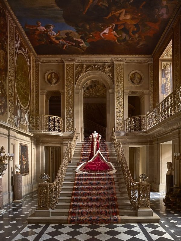 wystawa-house-style-five-centuries-of-fashion-at-chatsworth-chatsworth-house-bakewell-od-25-maja-do-22-pazdziernika-2017-406263-GALLERY600-93cfde2