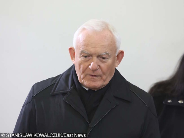 leszek-miller-na-pogrzebie-tomasza-kality-w-warszawie-406741-GALLERYBIG-a8aea84