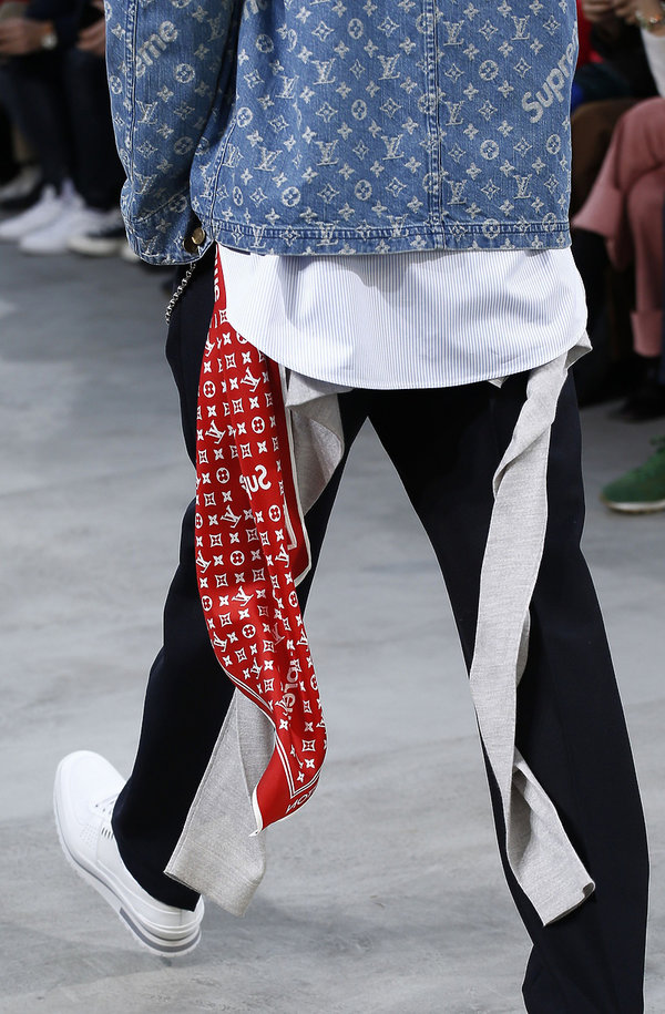 kolekcja-meska-luis-vuitton-x-supreme-na-jesien-2017-406403-GALLERY600-72c1785