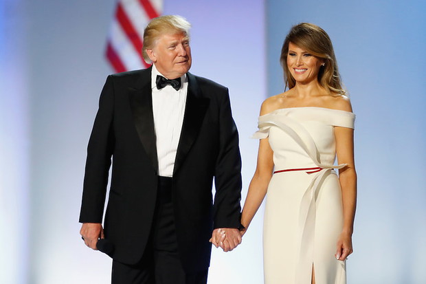 melania-trump-na-balu-inauguracyjnym-406730-GALLERYBIG-895094f