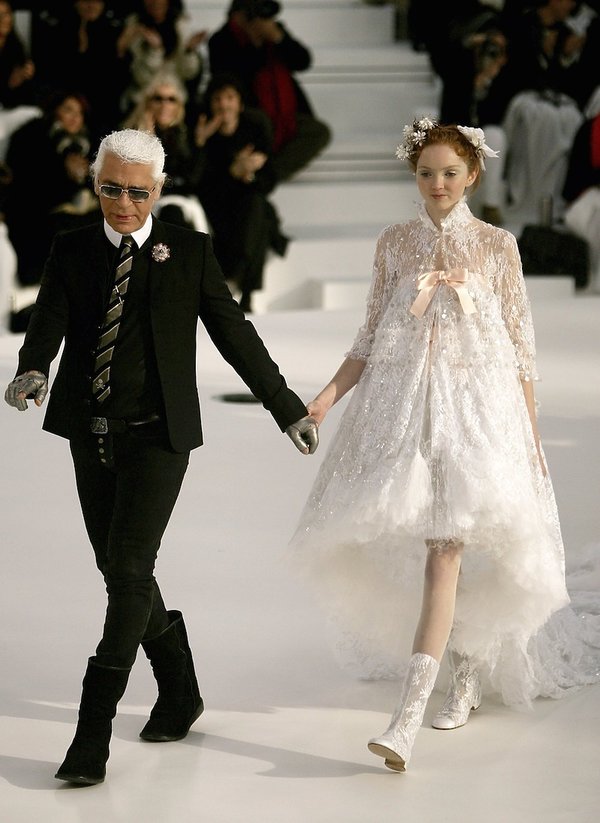 suknia-slubna-z-pokazu-haute-couture-chanel-408021-GALLERY600-2154482