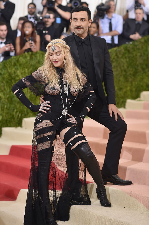 "Manus x Machina: Fashion In An Age Of Technology" Costume Institute Gala - Arrivals