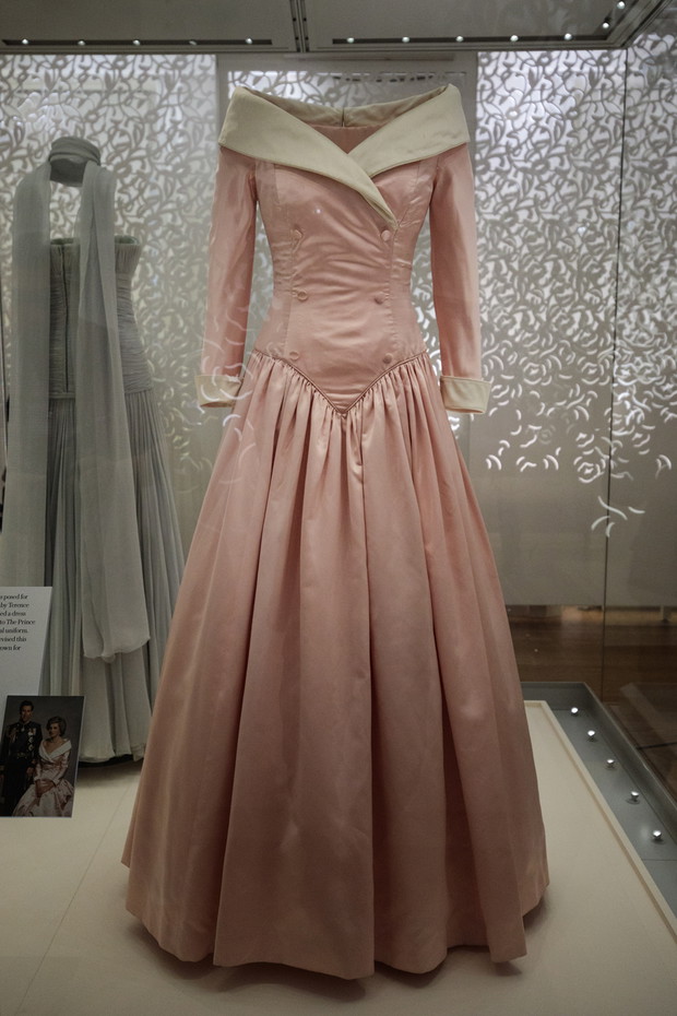 Press Preview Of Diana: Her Fashion Story
