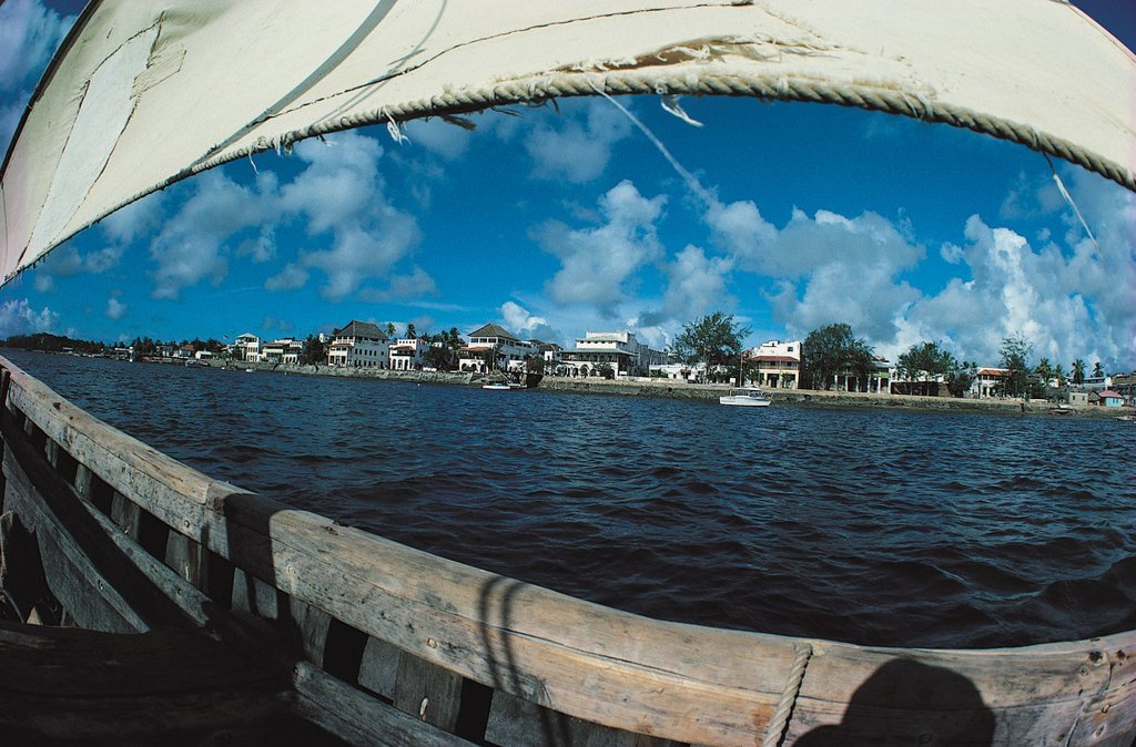Kenia, Widok z łodzi na Lamu