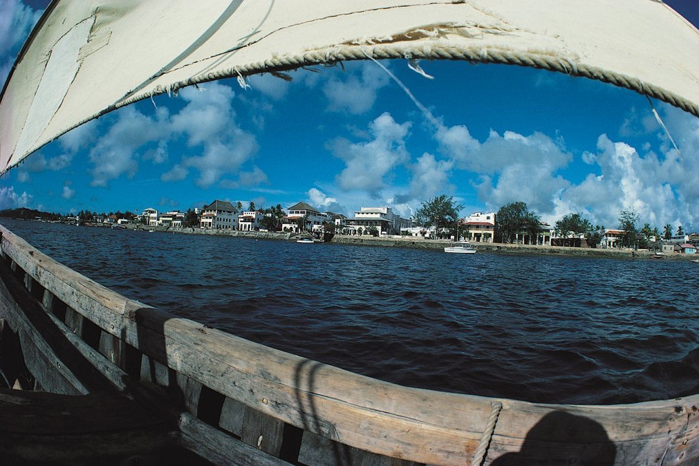 Kenia, Widok z łodzi na Lamu