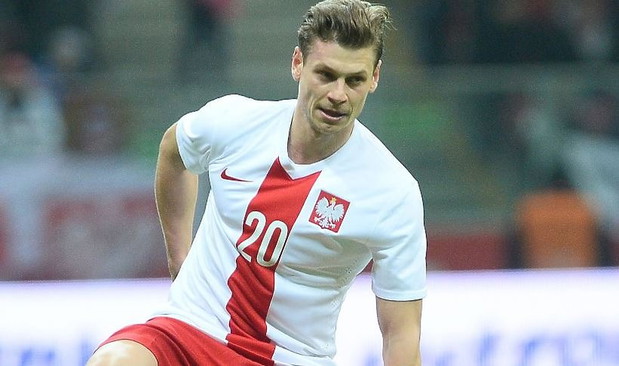 lukasz-piszczek-w-koszulce-reprezentacji-365133-GALLERYBIG-526f8d0