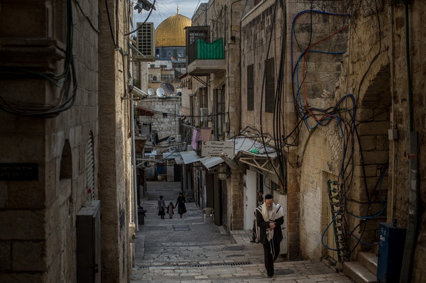 Life In Israel Across Religious Divides