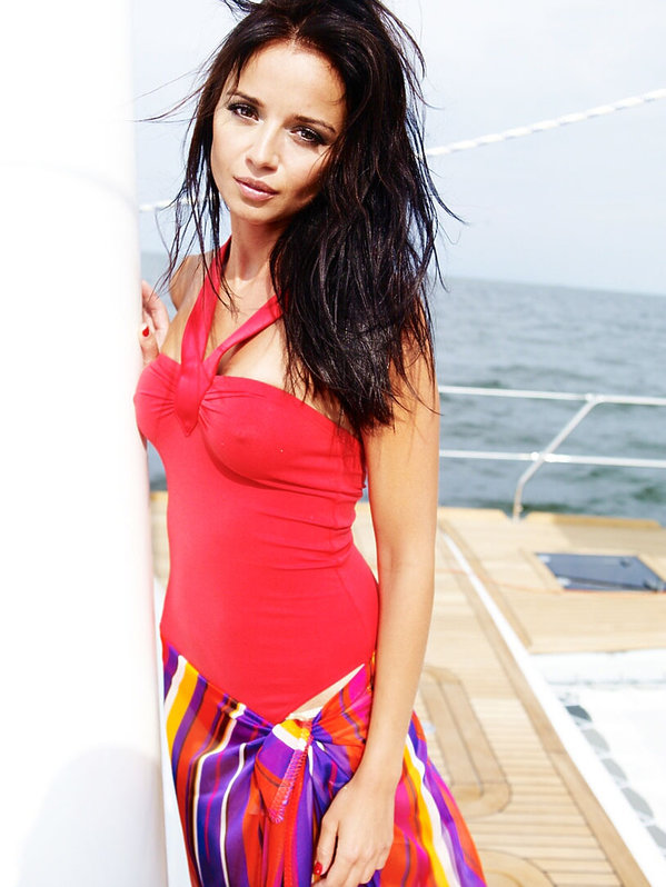 anna-przybylska-381634-GALLERY600-b18cdf5
