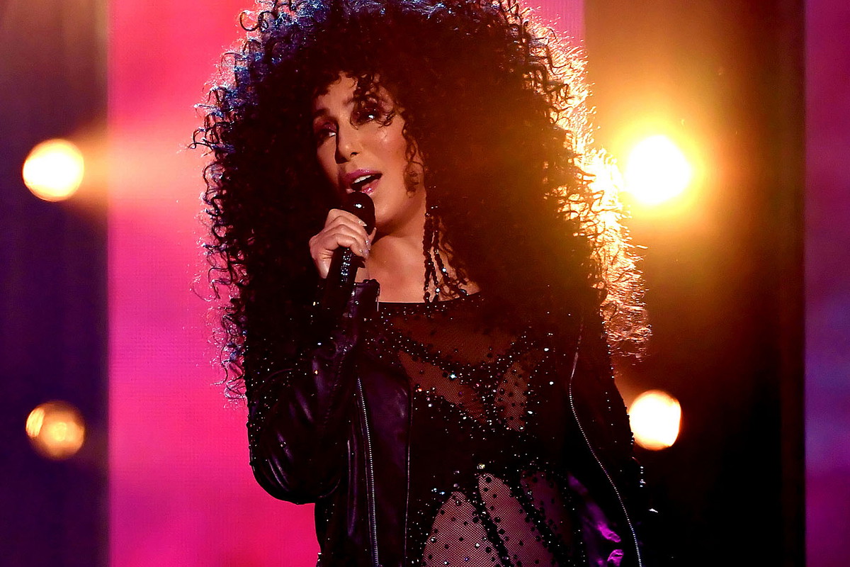 Cher, Cher wróciła, Billboard Music Awards 2017, Cher Billboard Music Awards
