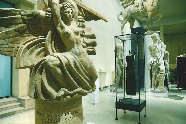 "Balenciaga, L'Oeuvre En Noir" Exhibition At Musee Bourdelle : - Paris Fashion Week Womenswear Fall/Winter 2017/2018