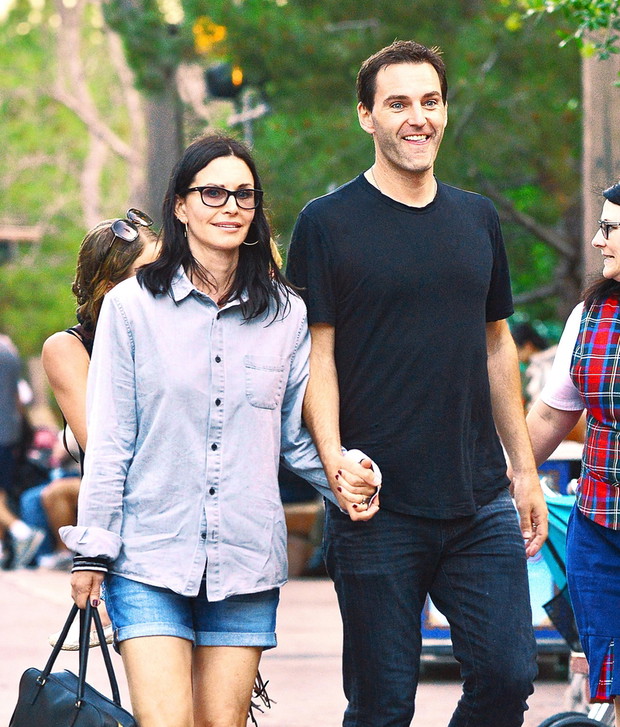 Courteney Cox i Johnny McDaid w Disneylandzie