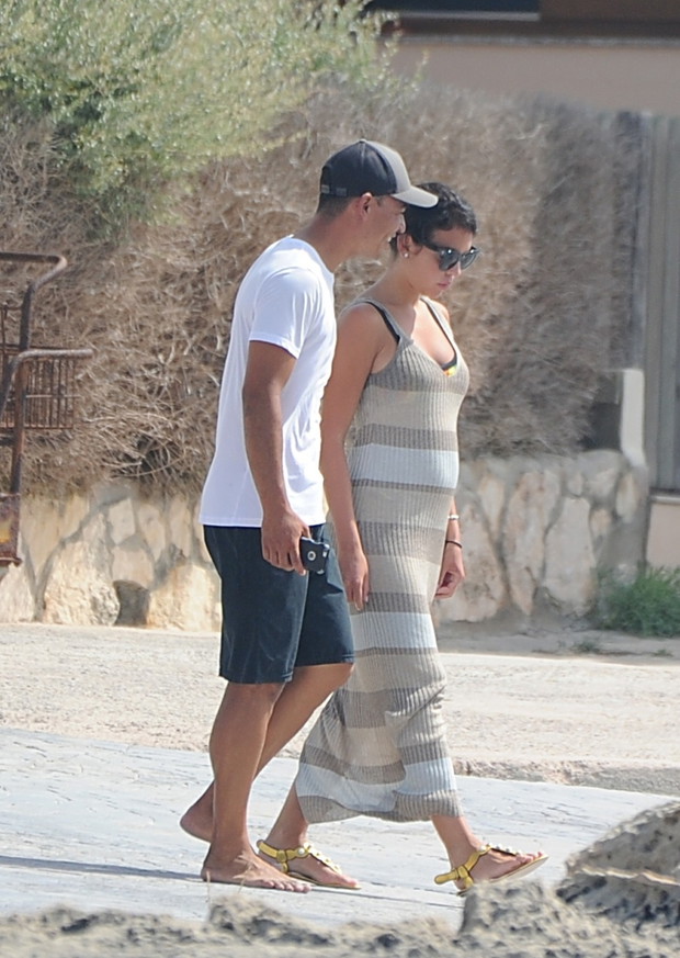 Cristiano Ronaldo z dziewczyn? w Hiszpanii