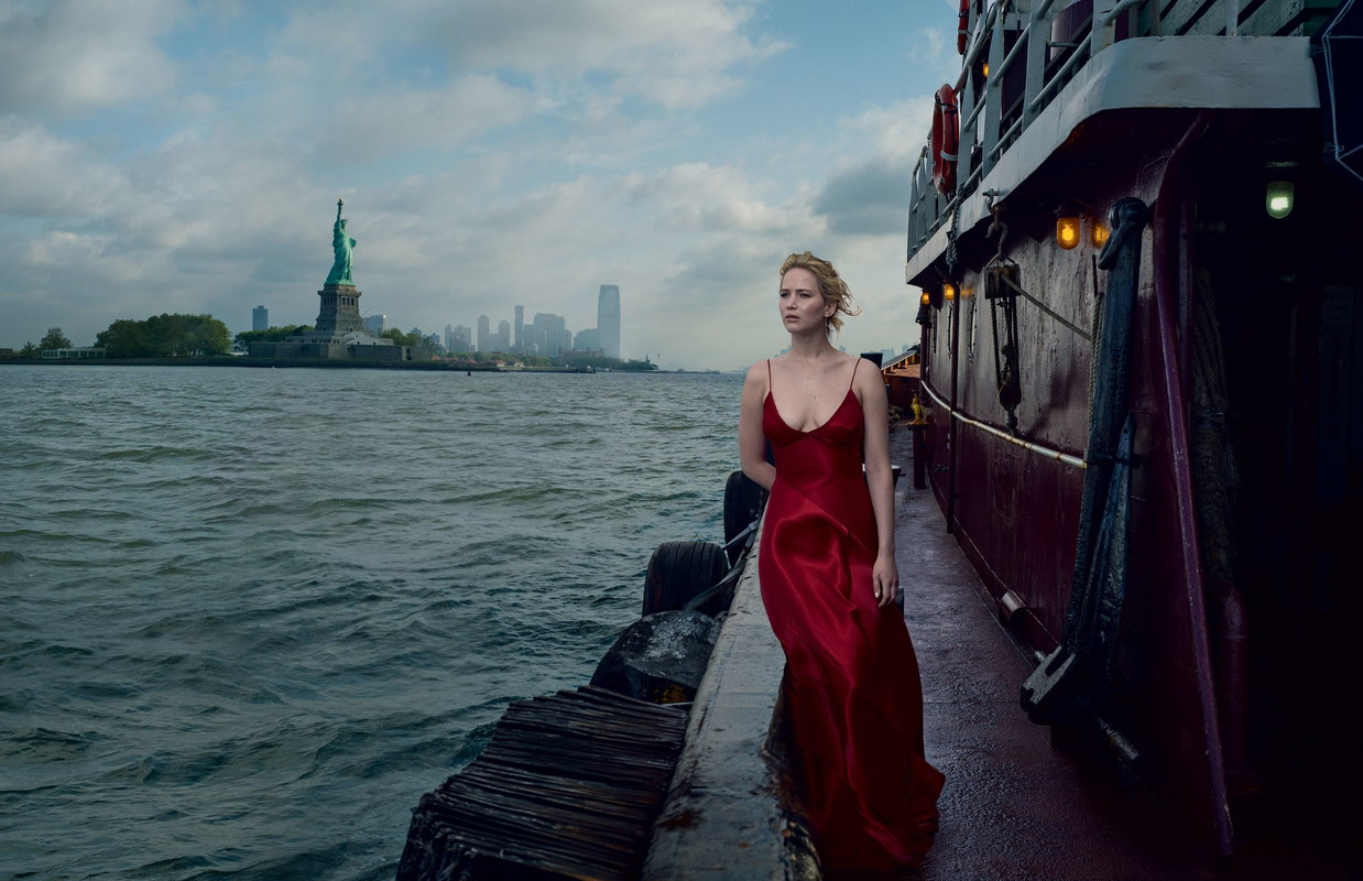 Jennifer Lawrence, Vogue 125 lat
