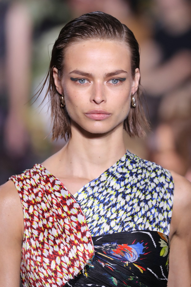 Jason Wu - Runway - September 2017 - New York Fashion Week