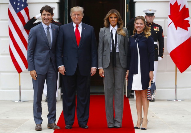 Melania Trump w garniturze