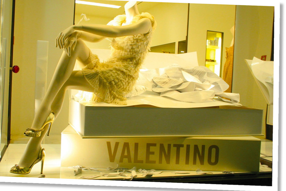 Nowe logo Valentino