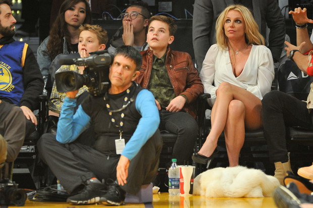 Celebrities At The Los Angeles Lakers Game