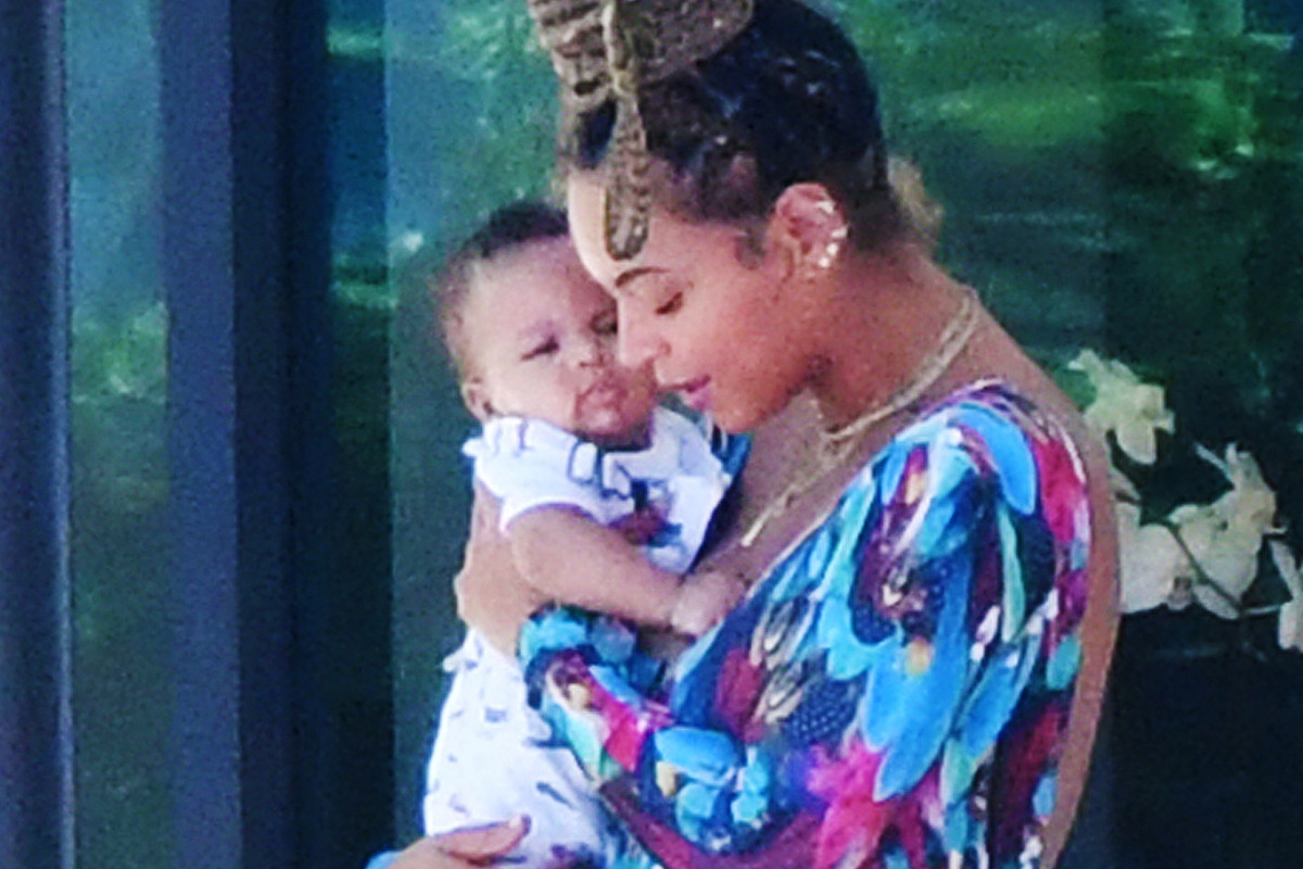 Beyonce z dziećmi, bliźniaki