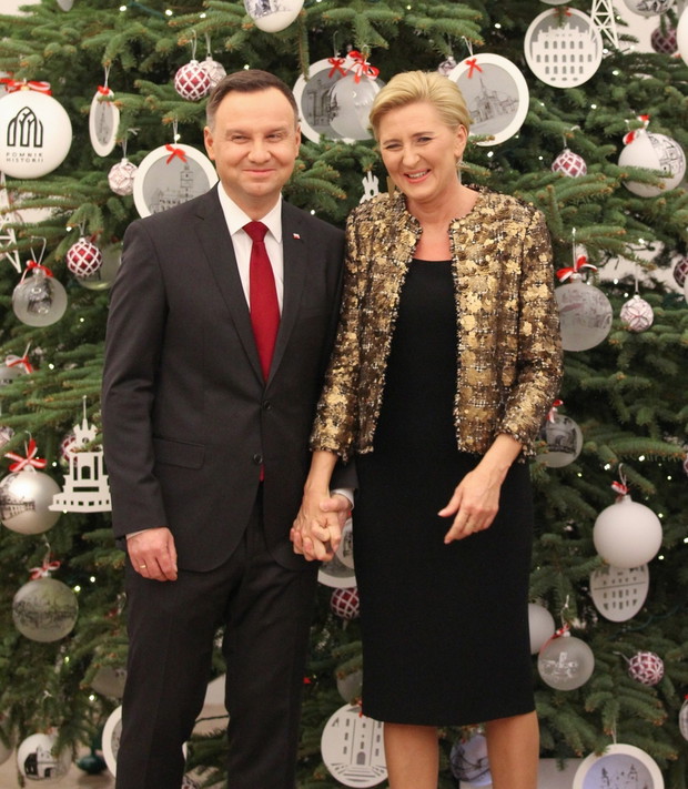 Betlejemskie ?wiat?o Pokoju w Pa?acu Prezydenckim