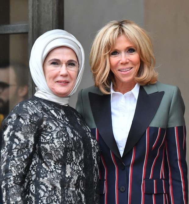 Brigitte Macron w gustownej marynarce