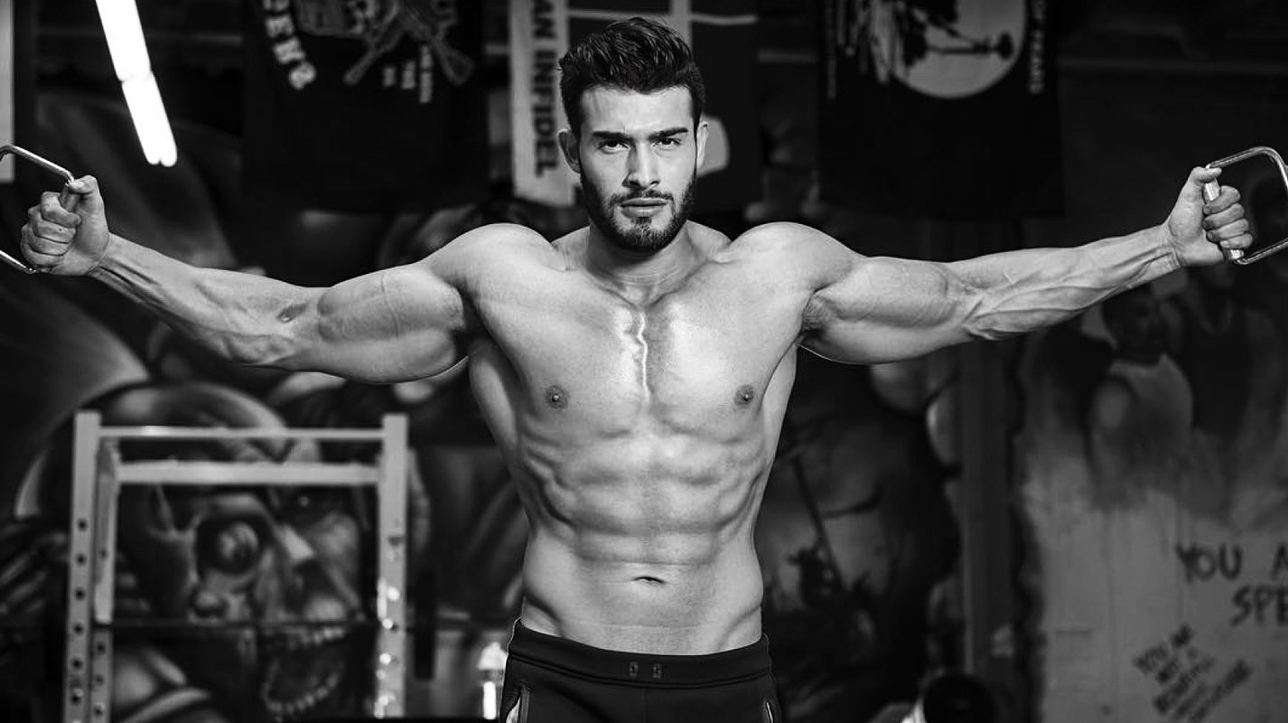Gorący facet Britney Spears, Sam Asghari. Kim jest, co robi?