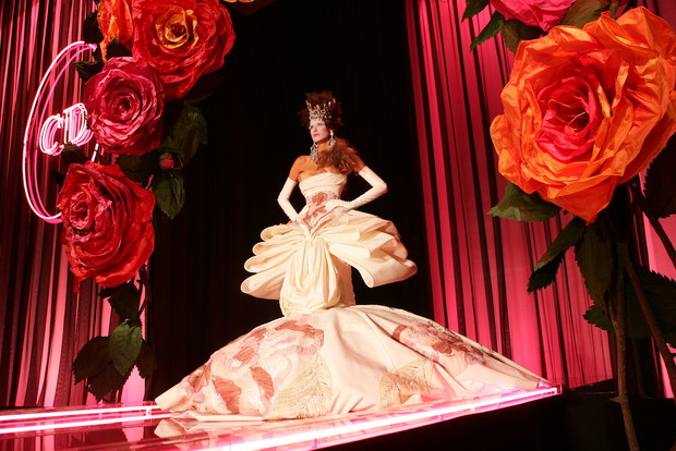 Christian Dior "Haute Couture" Fall/Winter 2004-2005 Fashion Show
