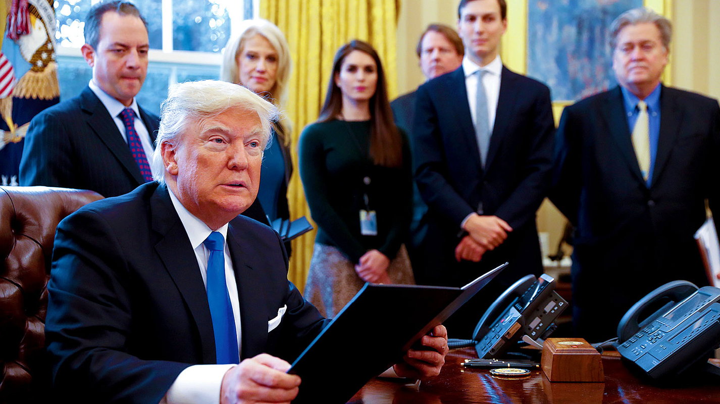 Czy Donald Trumpa zdradza Melanię Trump z Hope Hicks?